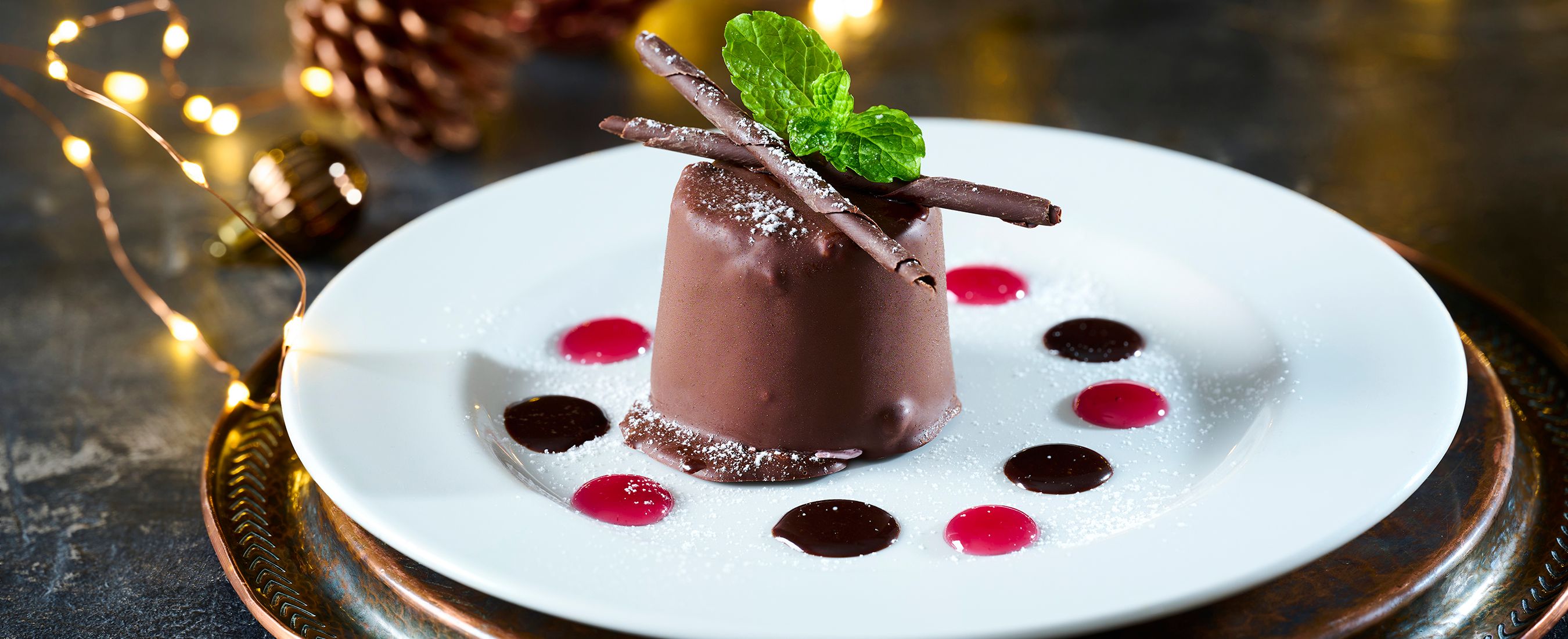 Boxing Day 2025 Lunch & Dinner at The Little Castle Markham Vale in Duckmanton