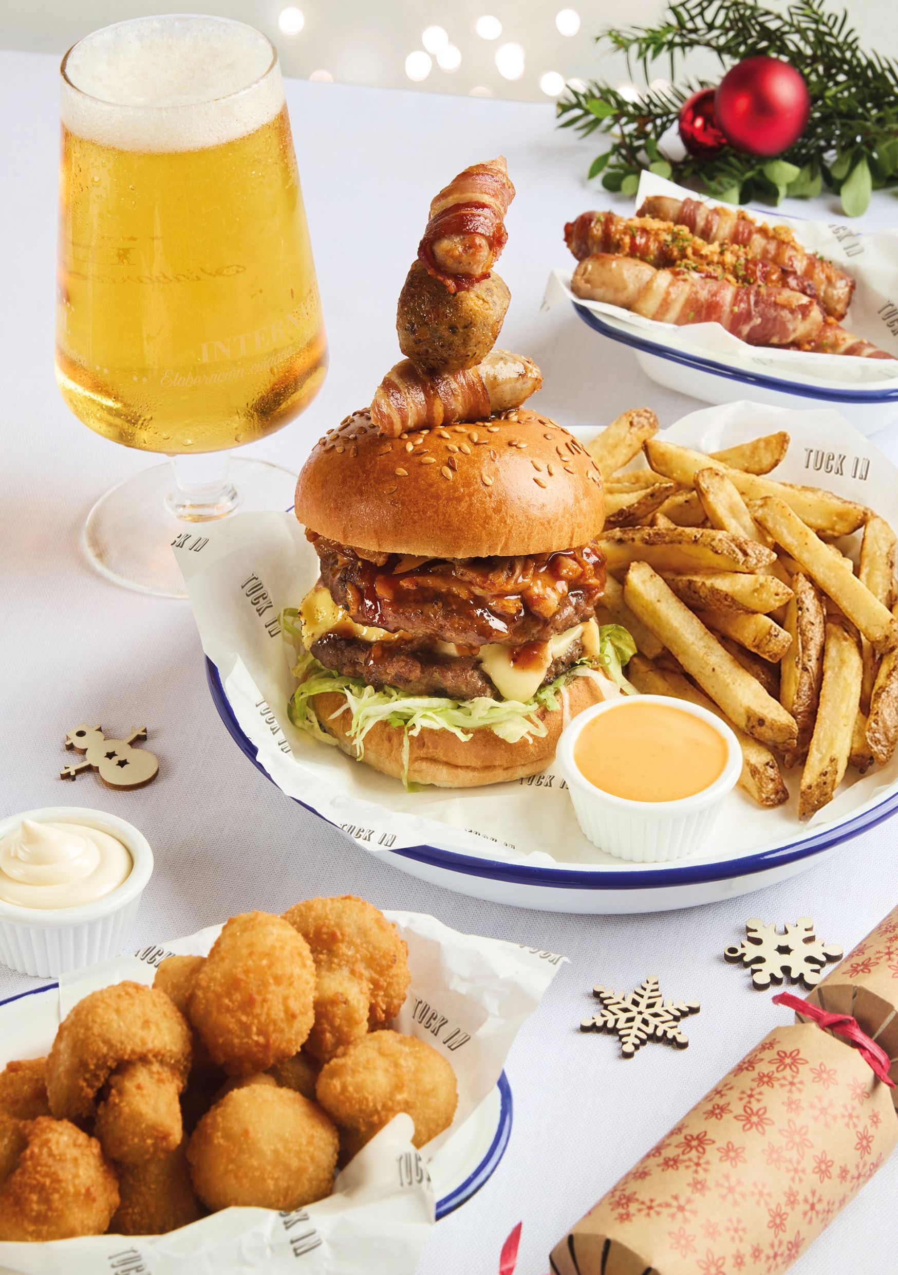 Festive Lunch & Dinner at The Little Castle Markham Vale in Duckmanton